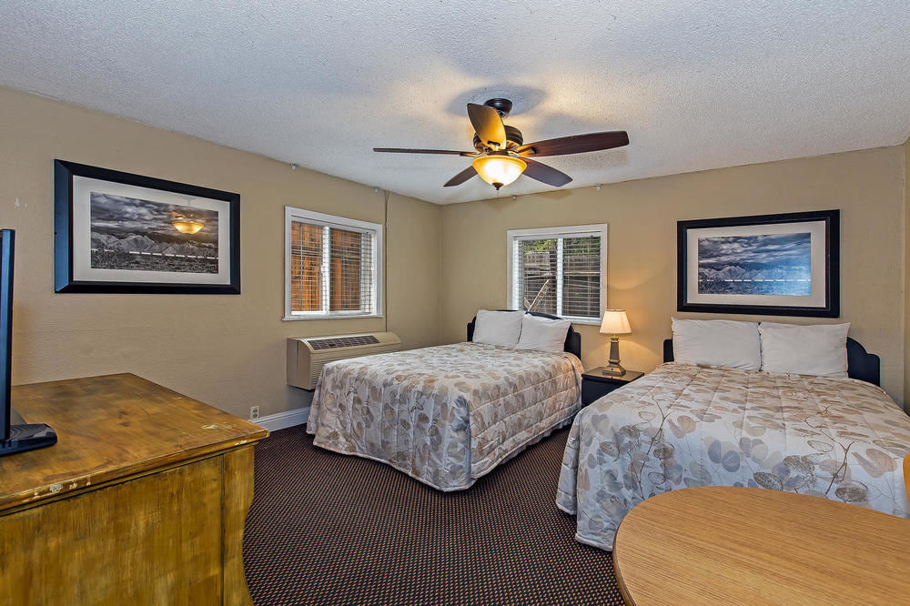 Vineyard Valley Inn Cloverdale Extérieur photo
