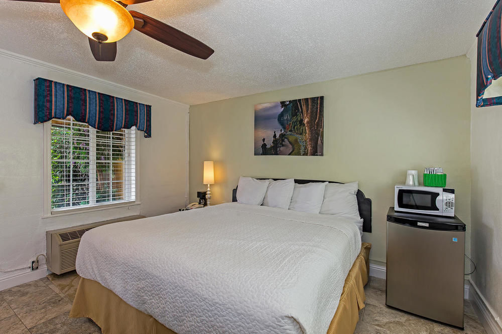 Vineyard Valley Inn Cloverdale Extérieur photo